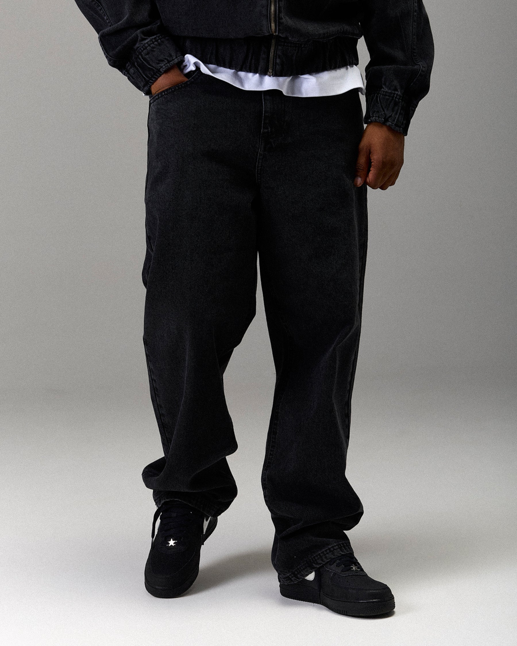 The Winner's Circle Denim Trousers - Black/White