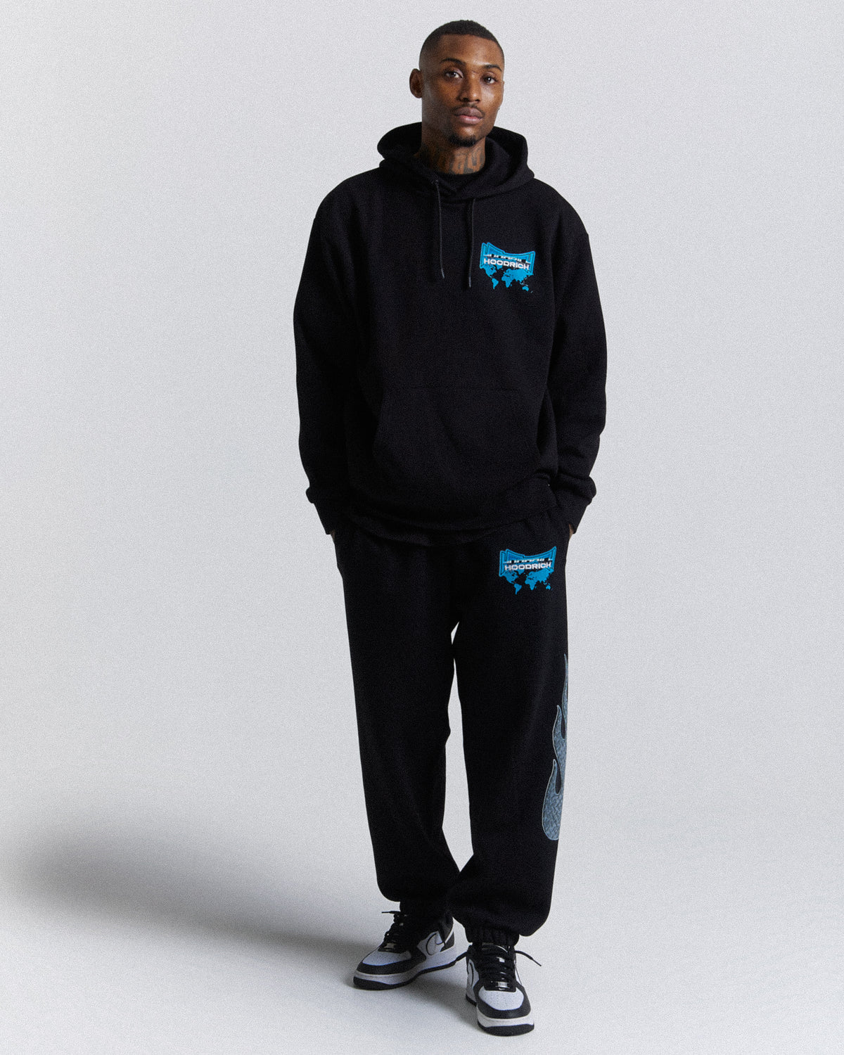 Sweat à capuche oversize Worldwide - Noir/Blanc/Bleu