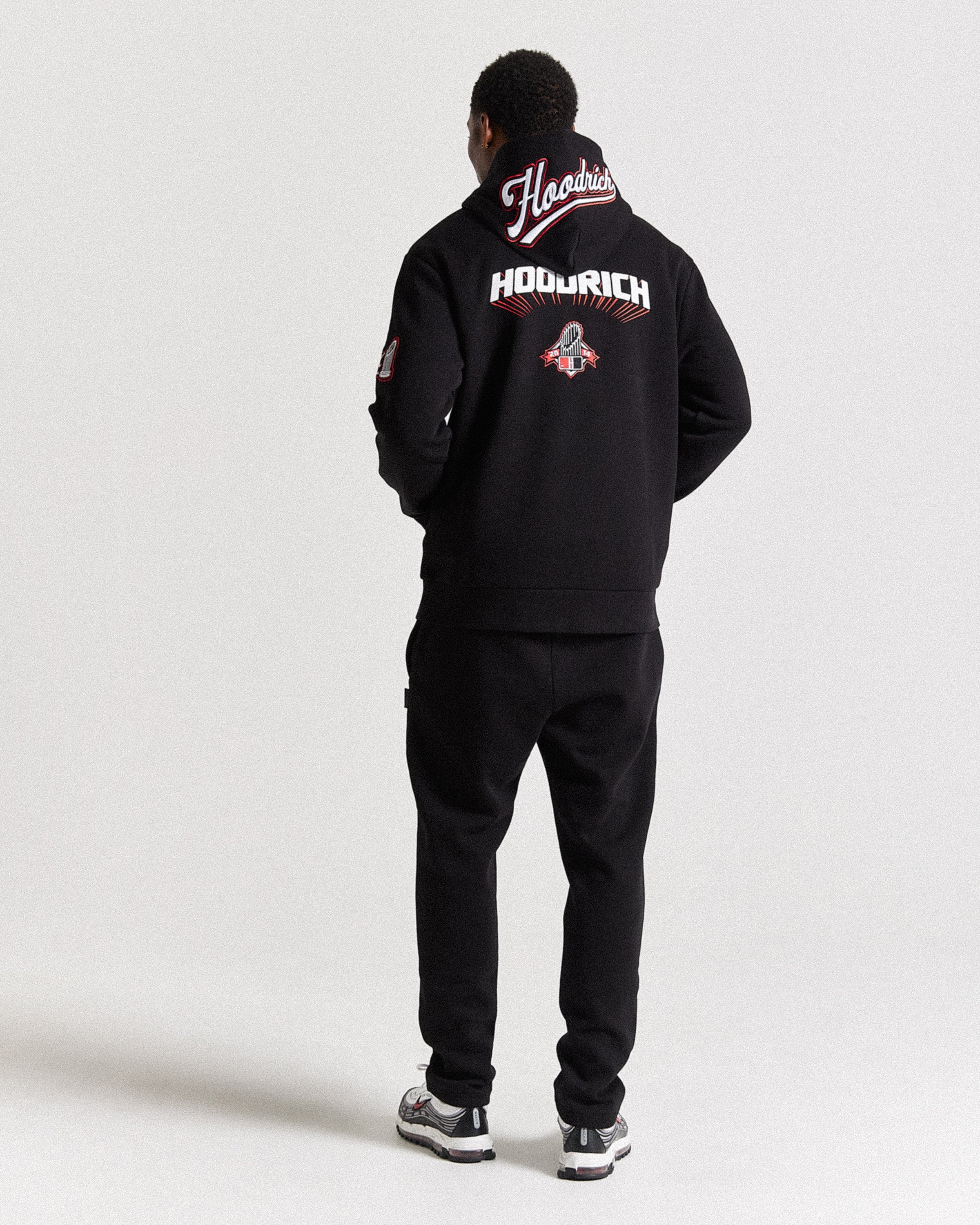 Stadium Jogger - Black/White/Red
