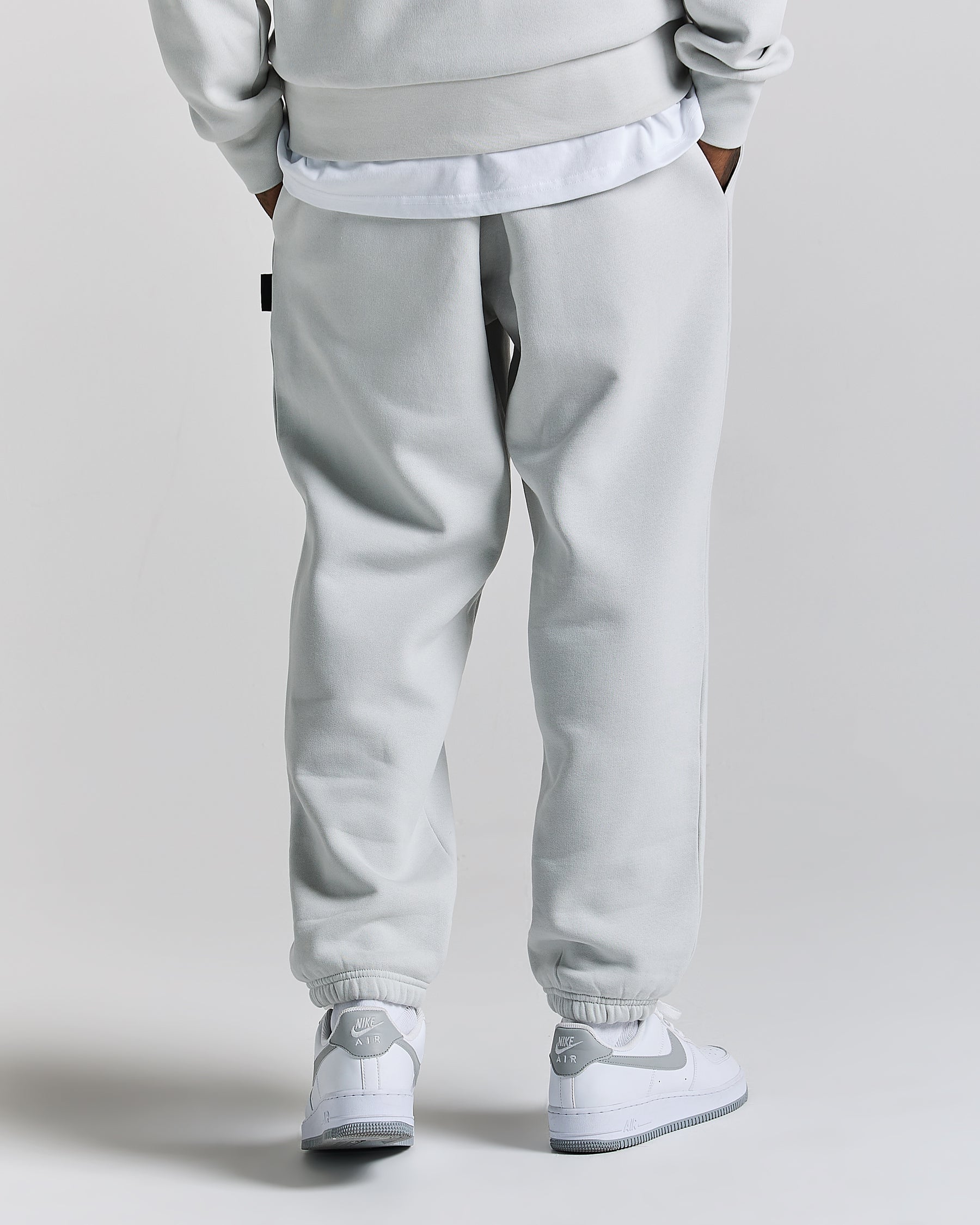 Noir Oversized Jogger - Light Grey/Black