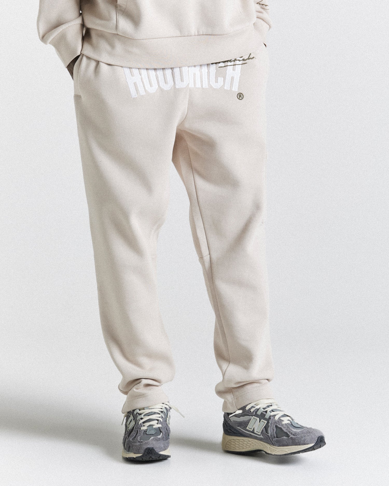 Heat Joggers - Silver Gray/Olive/White