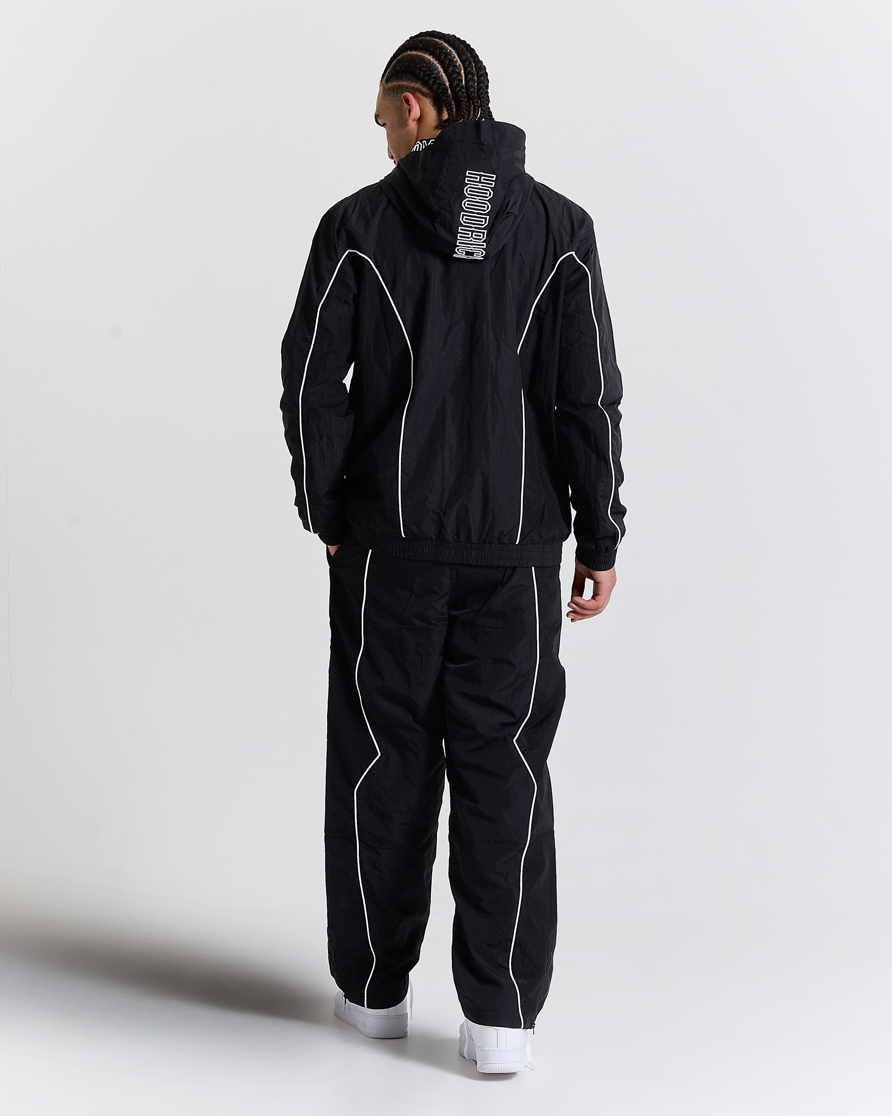 Chaser H Panel Windbreaker - Black