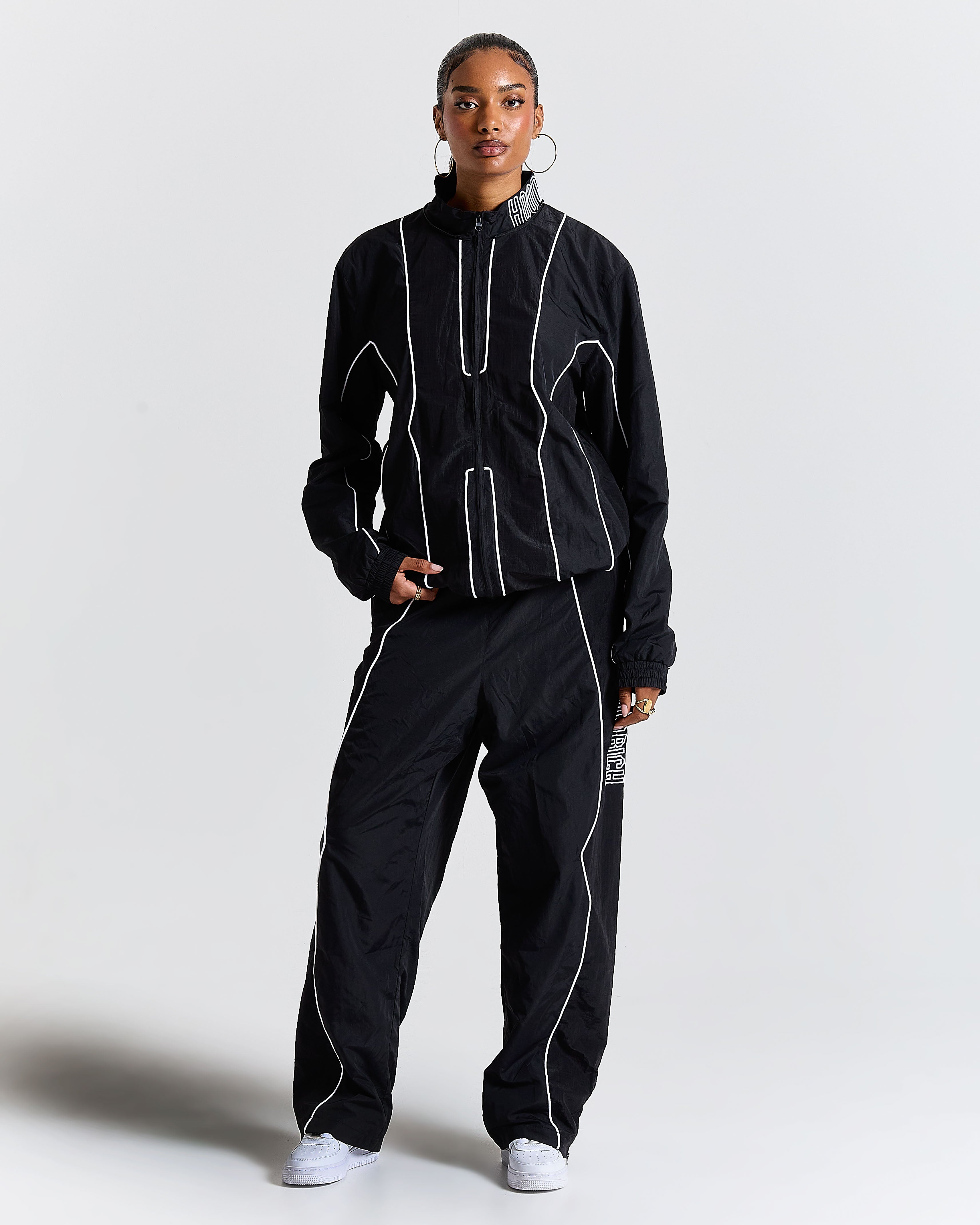 Women's Chaser H Full Tracksuit - Black