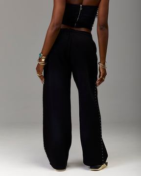 The Winner's Circle Aspen Wide Leg Joggers - Black