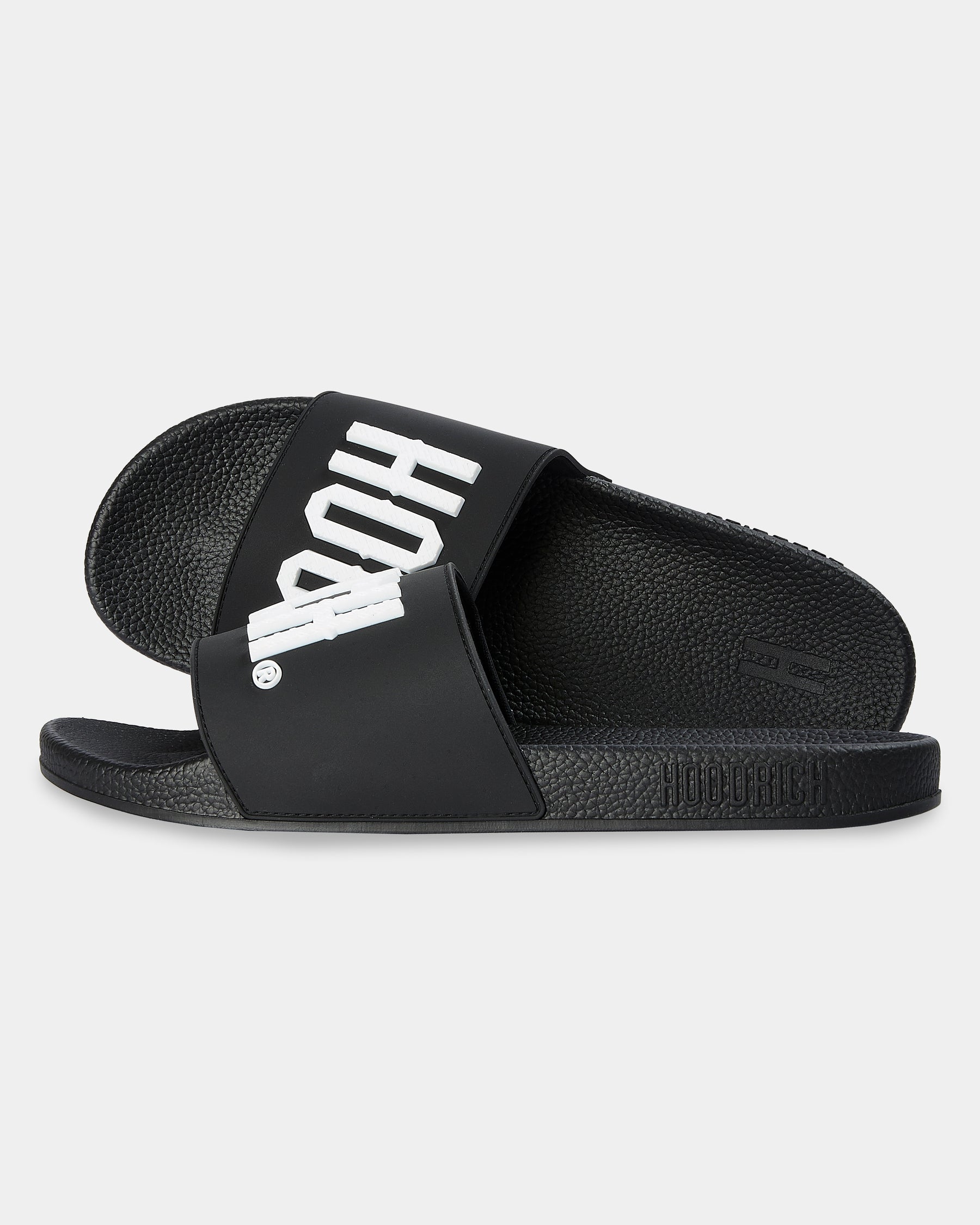 Core Sliders - Black/White