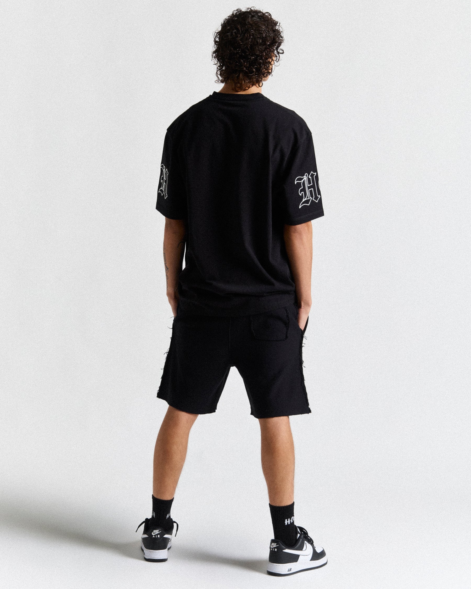 Helix Oversized Shorts - Black/White