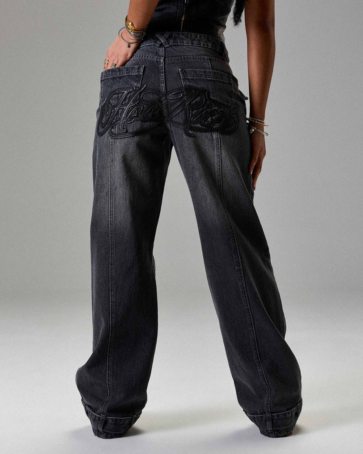 The Winner's Circle Solace Wide Leg Cargo Jeans - Grey/Black