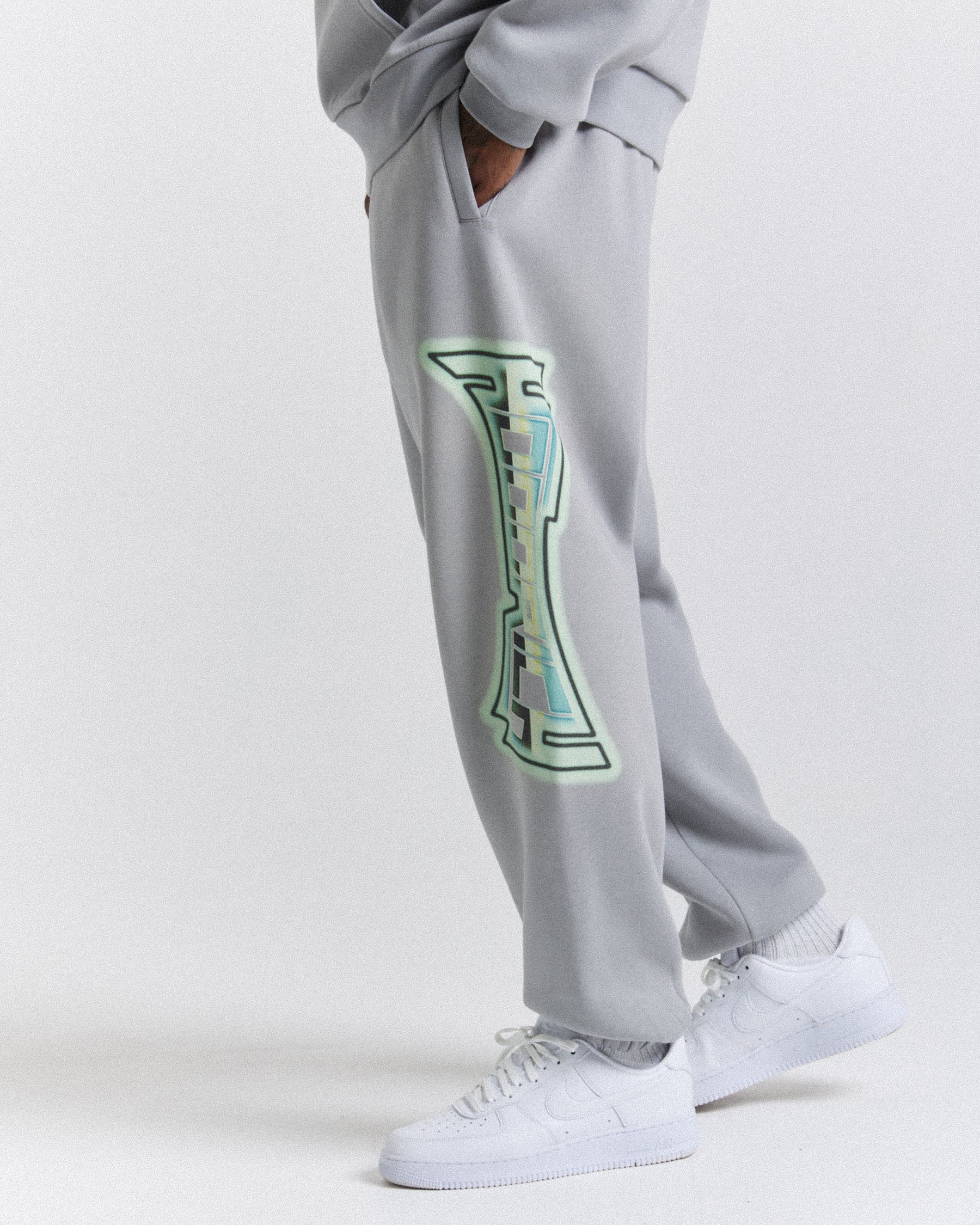 Worldwide Oversized Joggers - Grey/White/Green