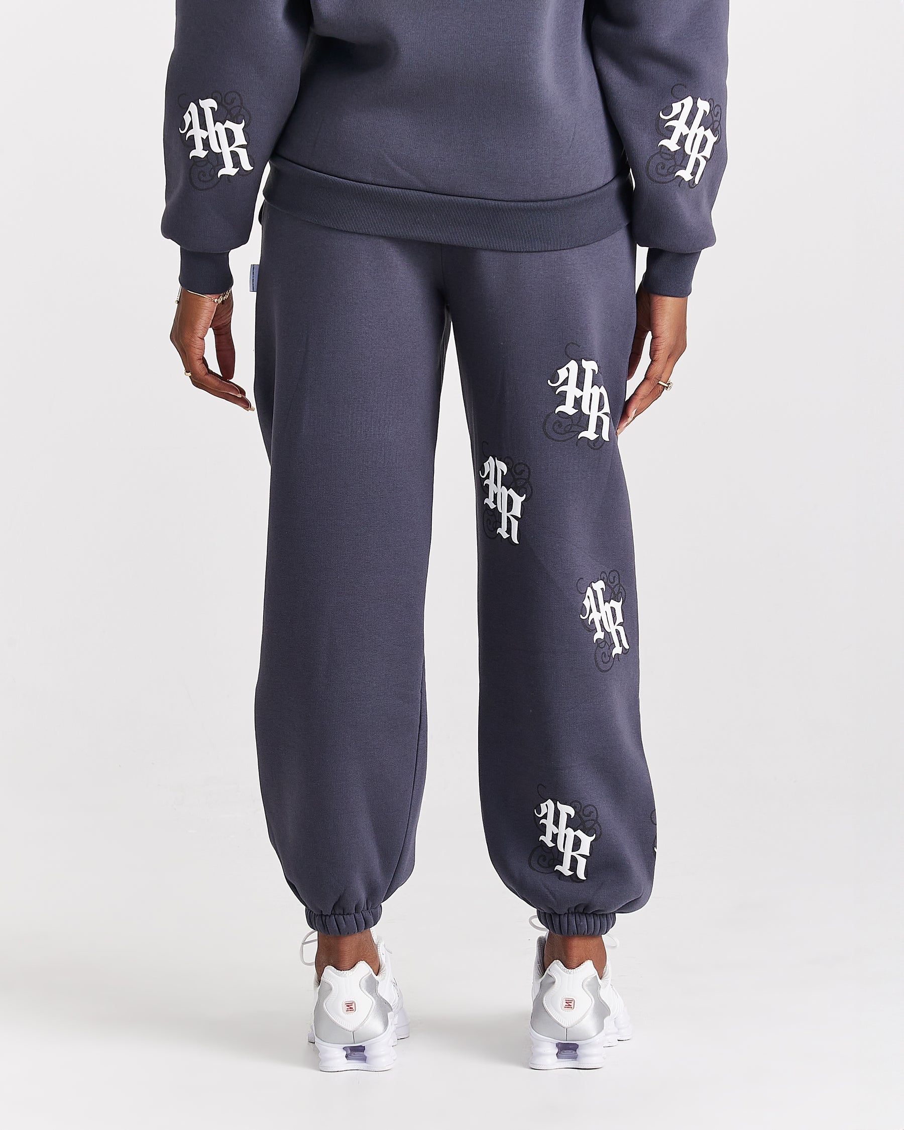 Onyx Oversized Joggers - Grey/White