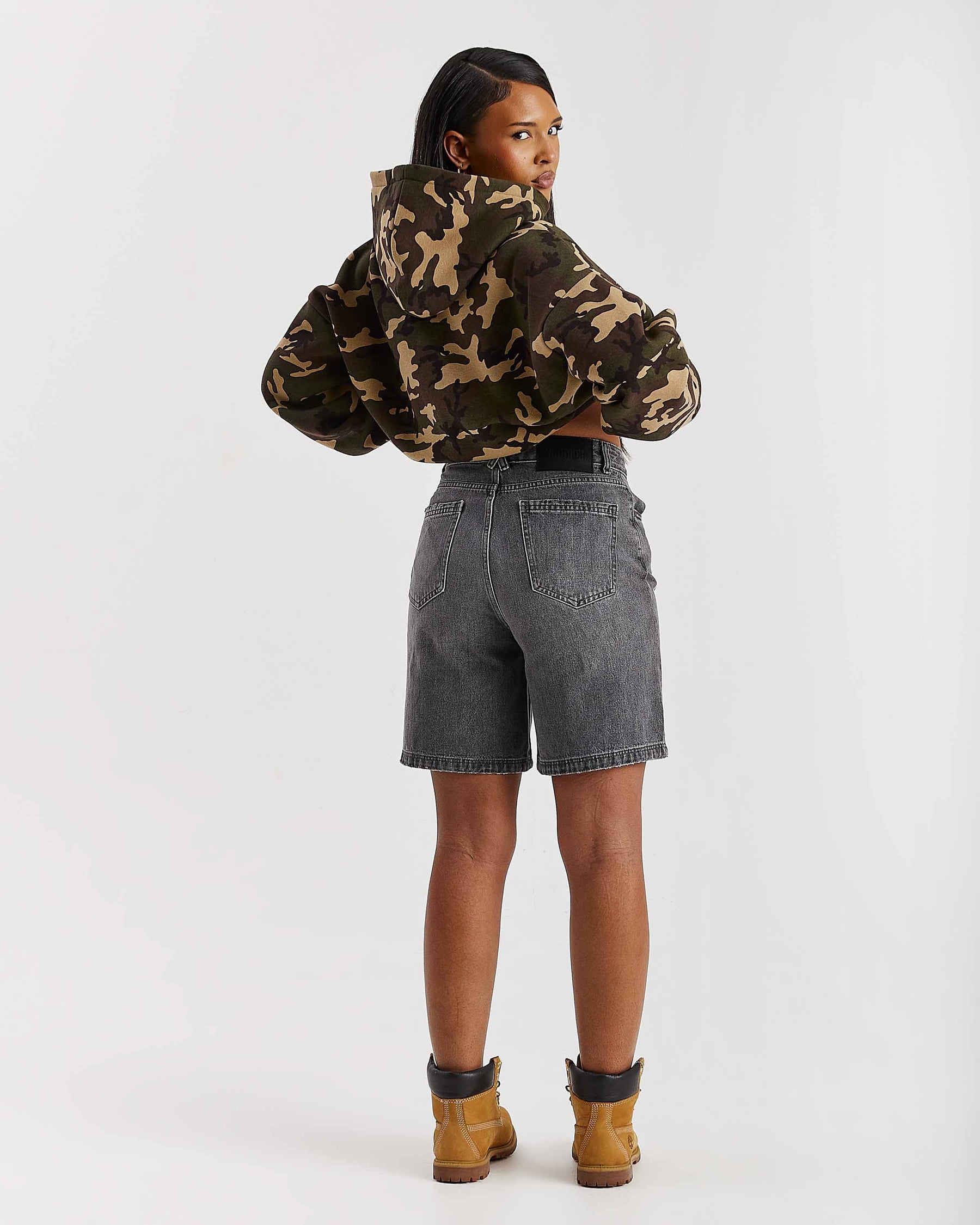 Solace Denim Jort - Washed Grey