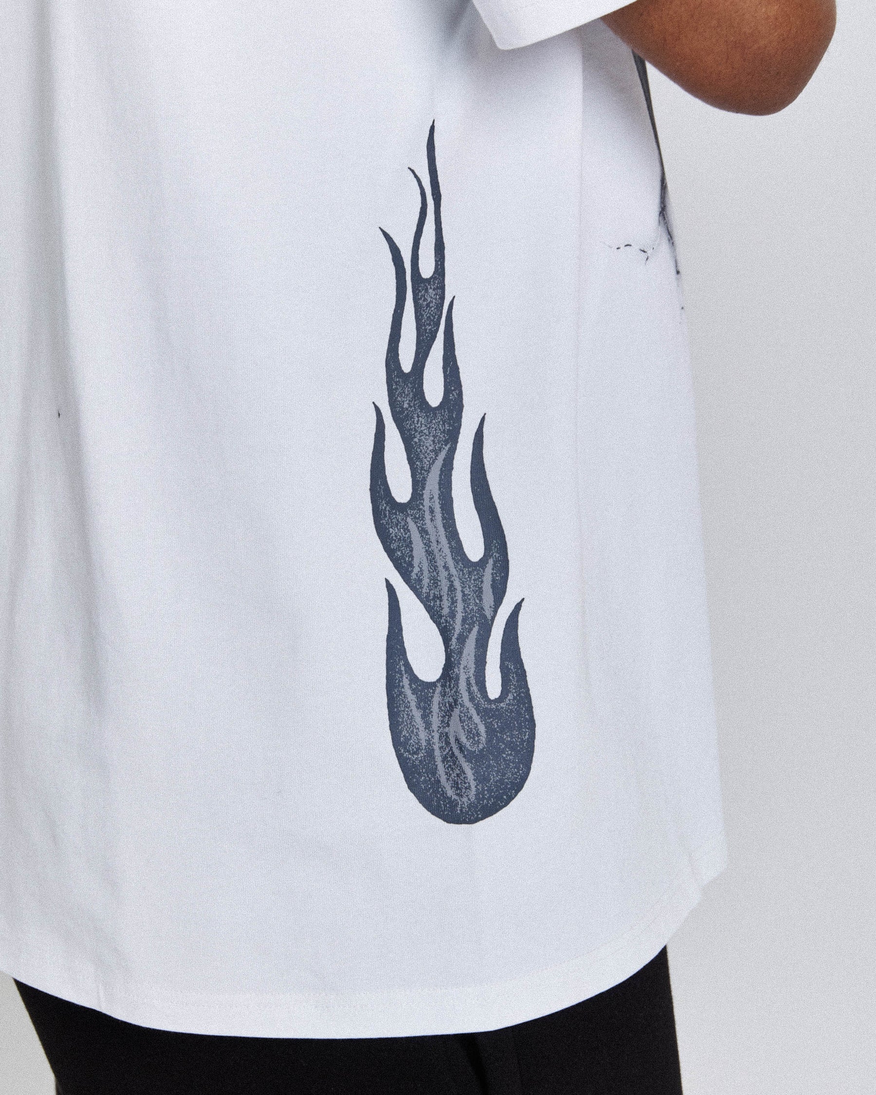 Shadow Oversized T-Shirt - White/Grey/Red