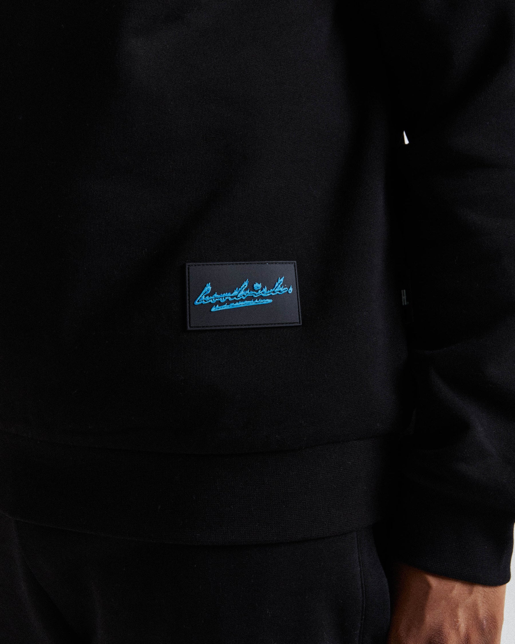 Flames Sweatshirt - Black/White/Blues