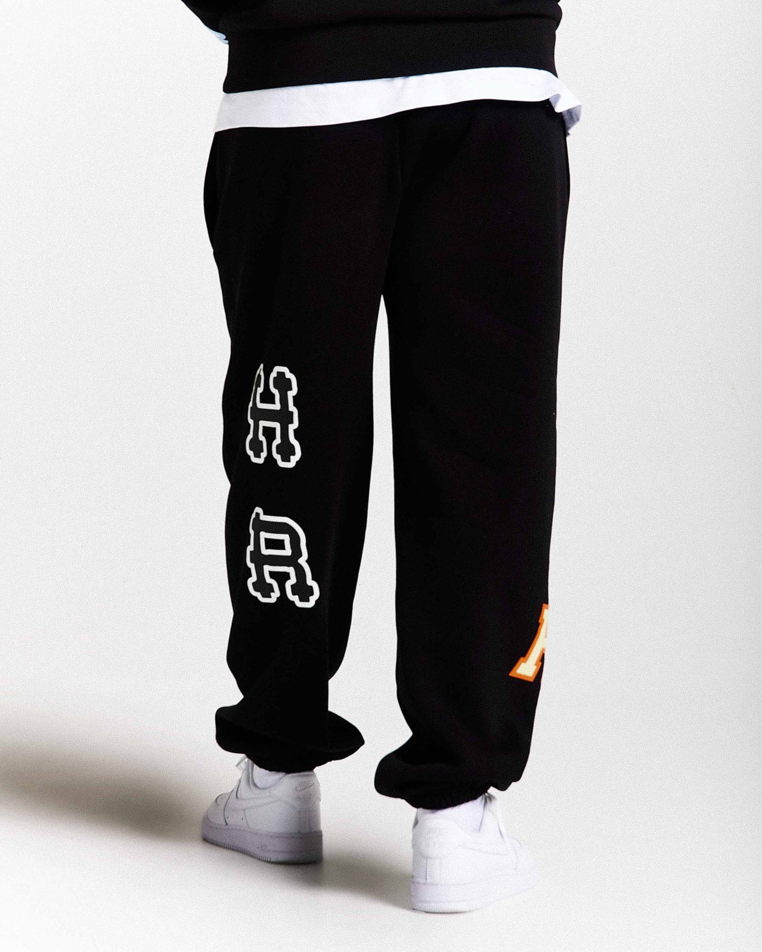 Loony Oversized Joggers - Black/White